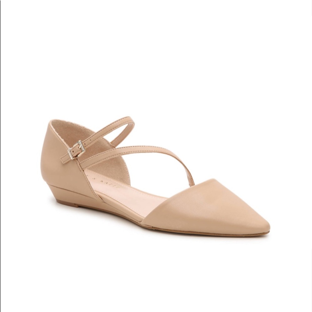 Women’s pointed flats